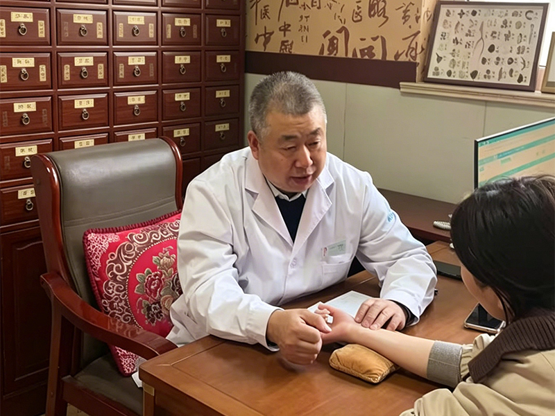 方法兴，扬州张氏“温针灸”传承人